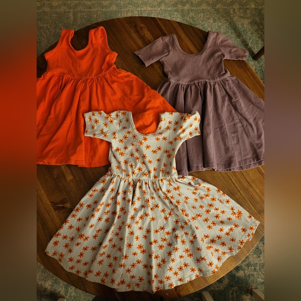 Kid size 3 lot (dress, leggings, tops)